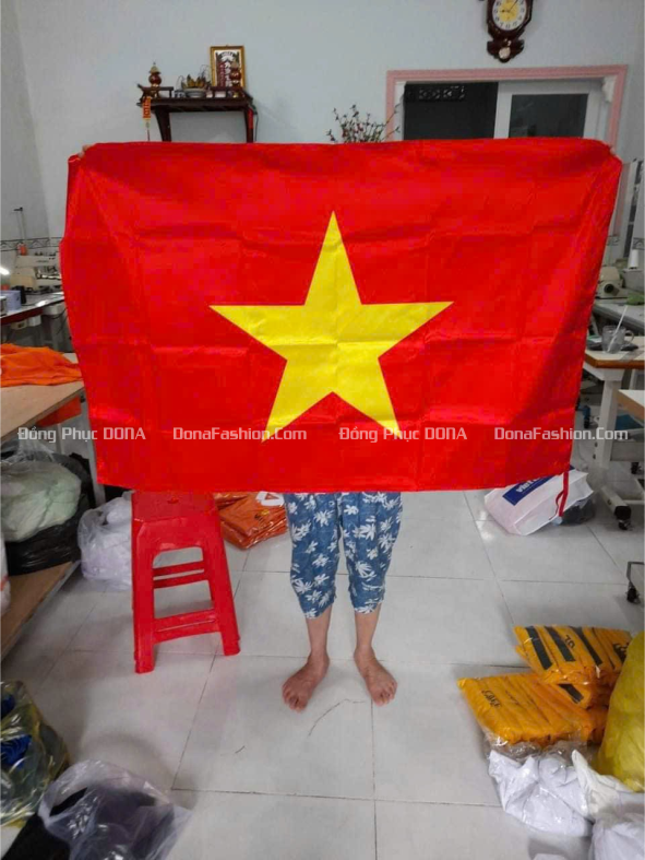 May in cờ Việt Nam