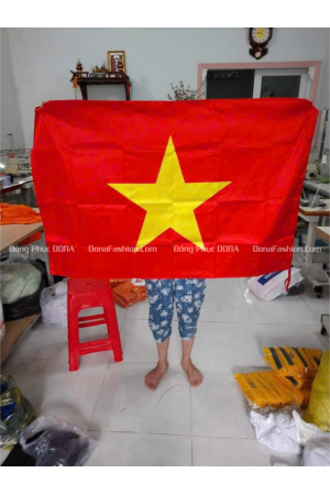 May in cờ Việt Nam 